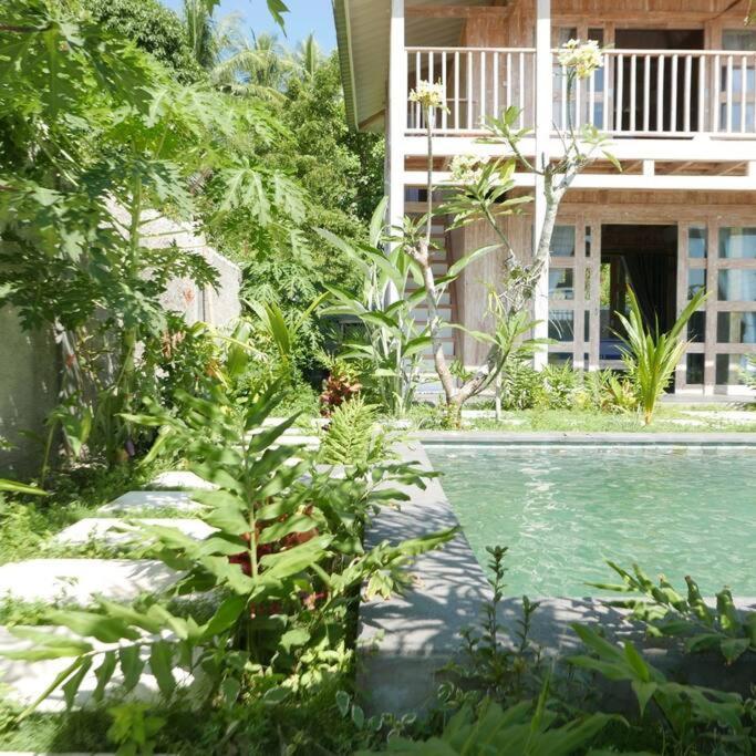 Silir Villa "Your Cozy Home" Mataram Exteriör bild
