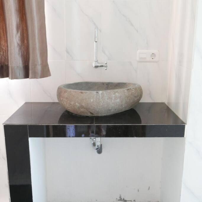 Silir Villa "Your Cozy Home" Mataram Exteriör bild